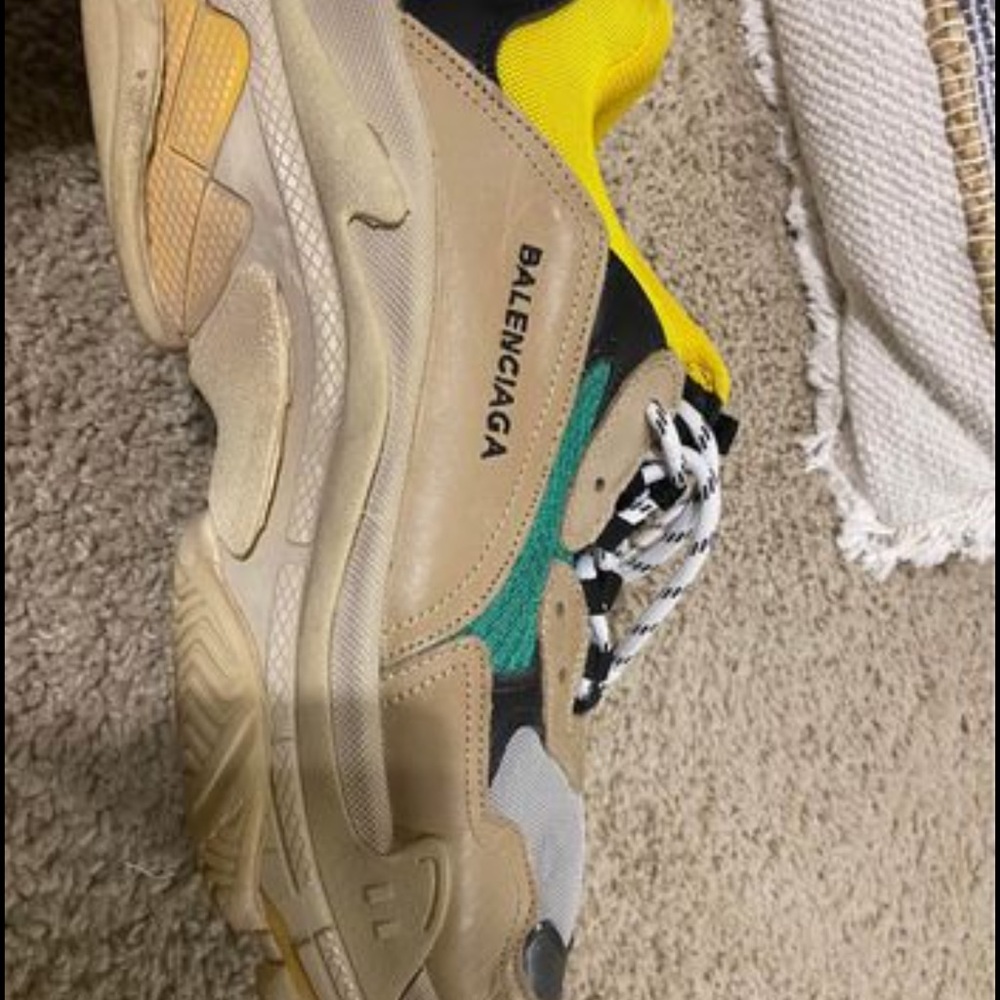 men’s balenciagas size 45